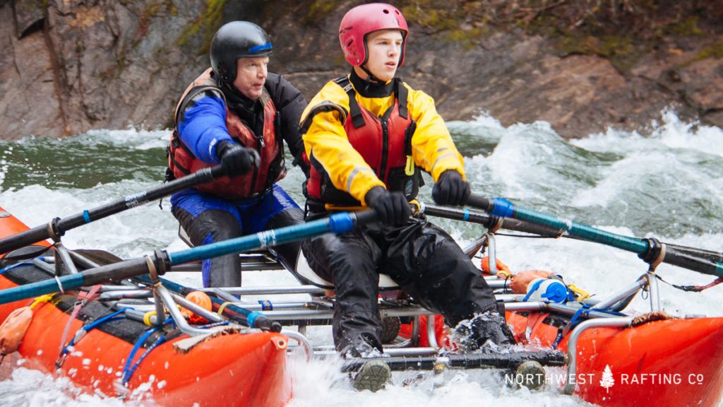 Double oar locks on the Wind River