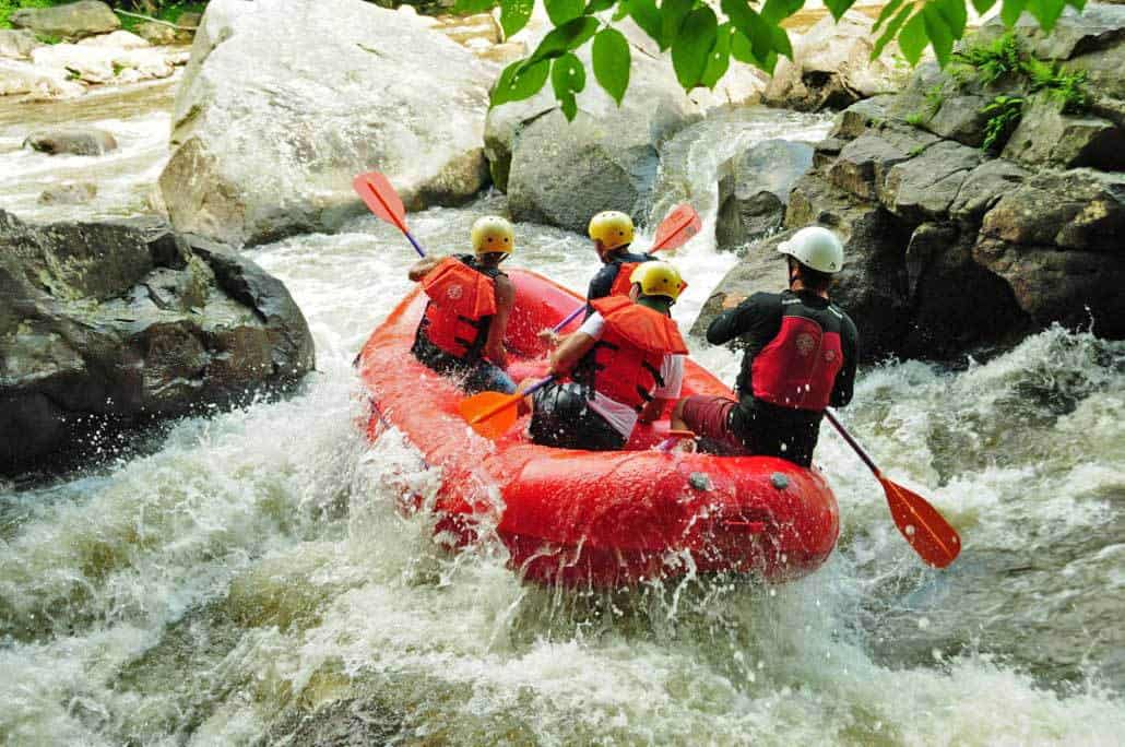 Rafting Tommy's Hole on the Upper Yough