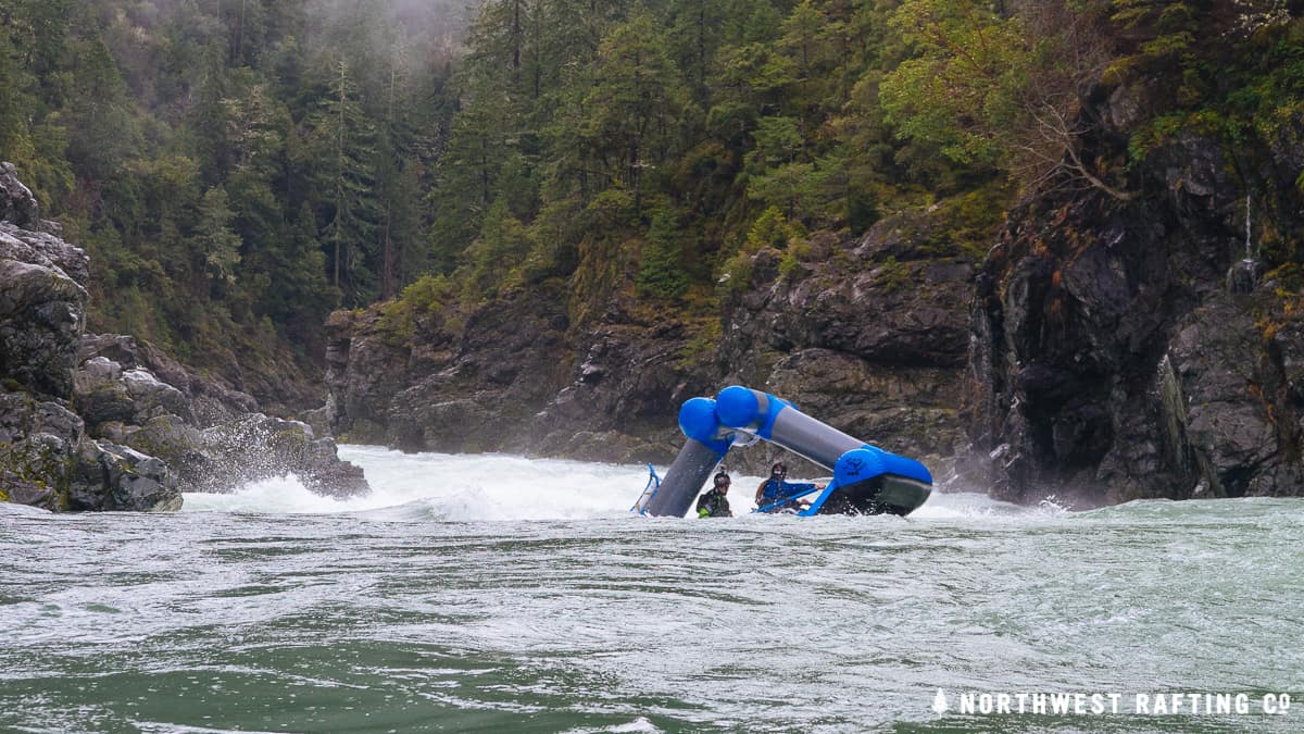 Running Oregon Hole Rapid in a Creature Craft on the Smith River