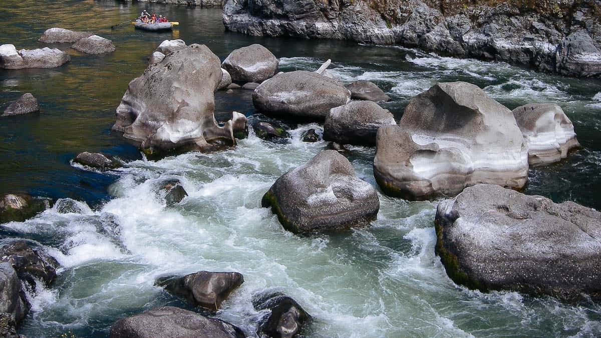 The right side at Blossom Bar Rapid