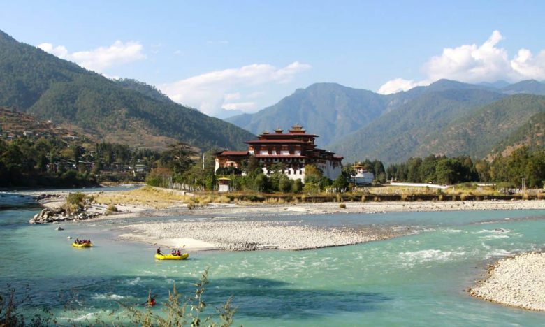 At the confluence of the Mo Chhu and Po Chhu with the Punakha Dzong in the background