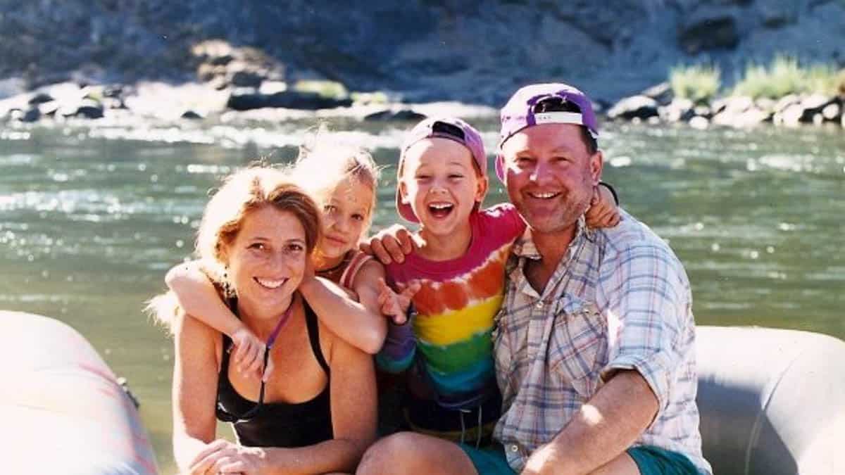 Susan, Kaela, Jenner, and Peter Fox on the Rogue River