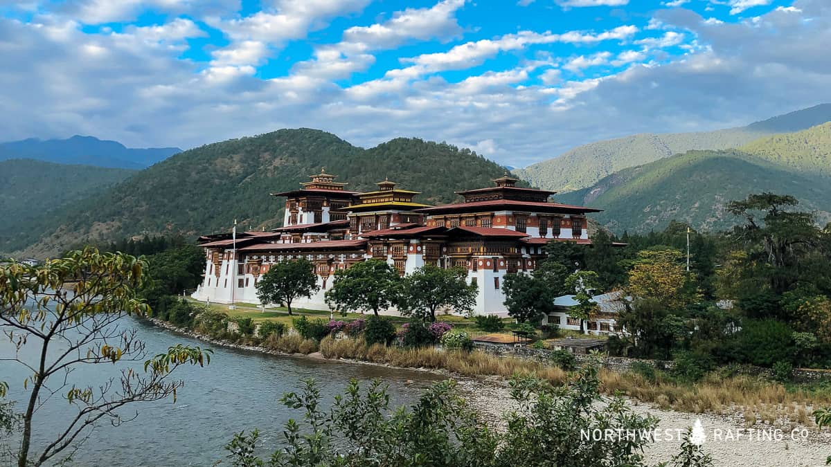 The Punakha Dzong is situated between the Mo Chhu and Pho Chhu